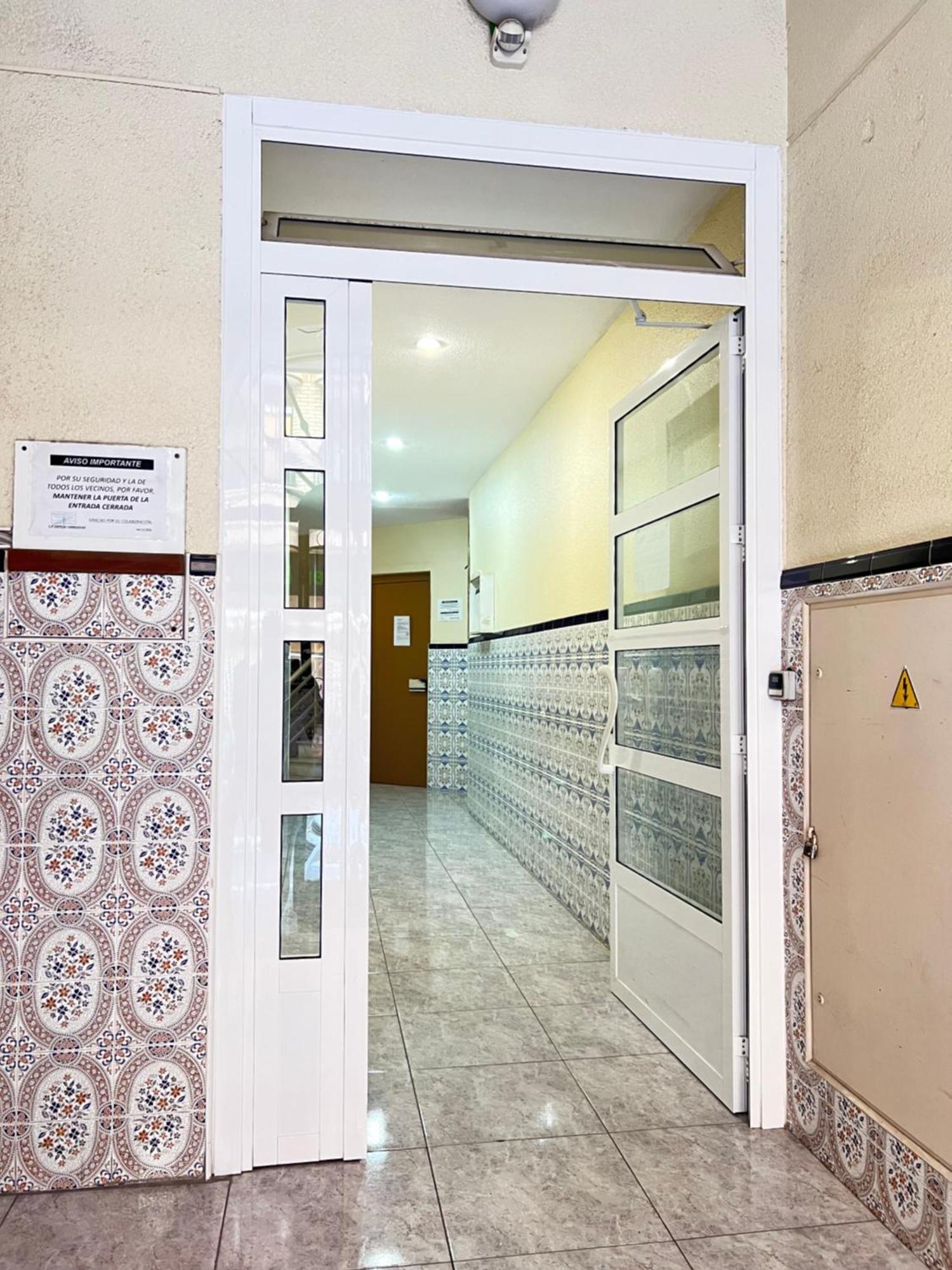 Renovated Cosy Studio 350 M Playa Del Cura, With Official Touristic License 또레비에하 외부 사진