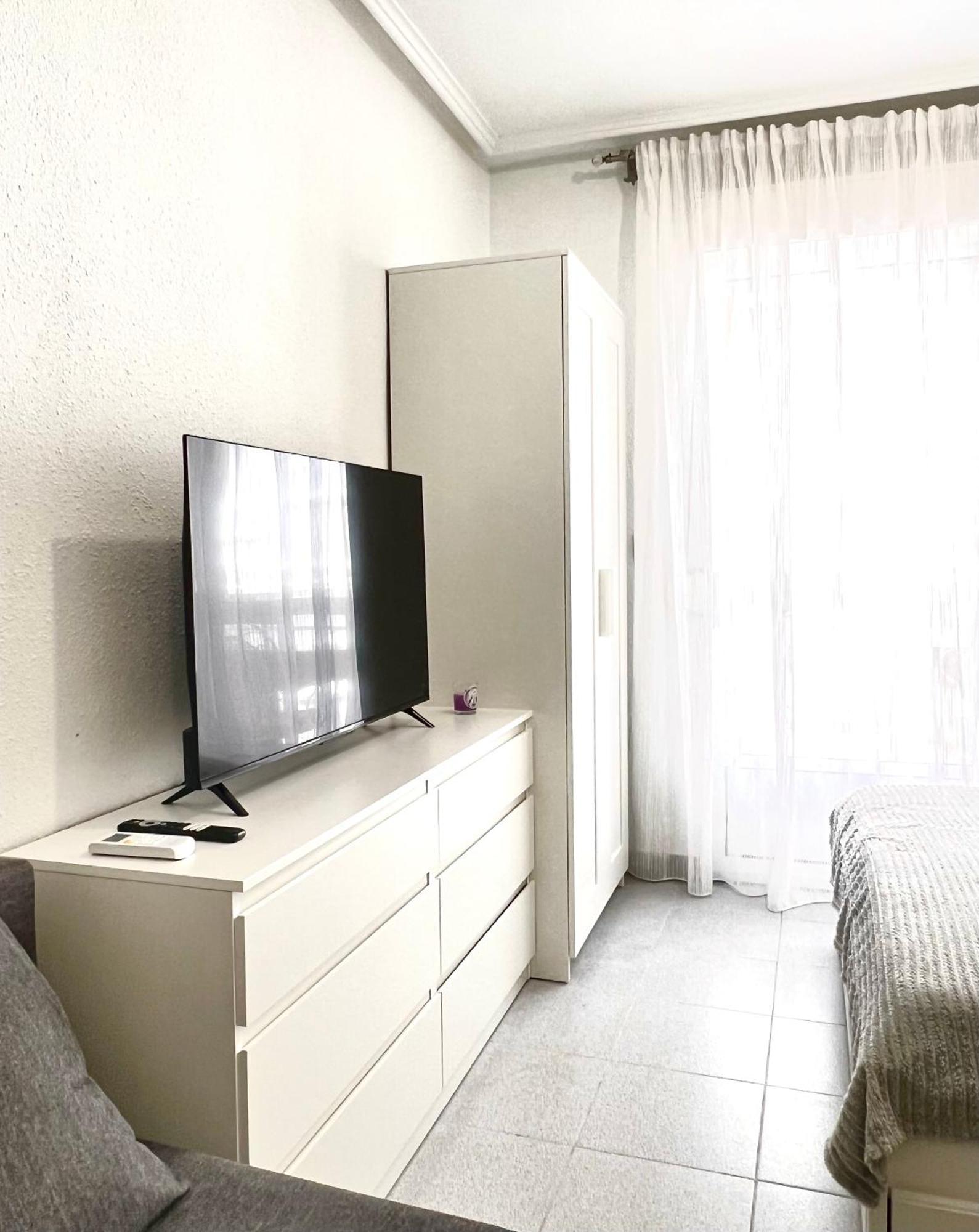 Renovated Cosy Studio 350 M Playa Del Cura, With Official Touristic License 또레비에하 외부 사진